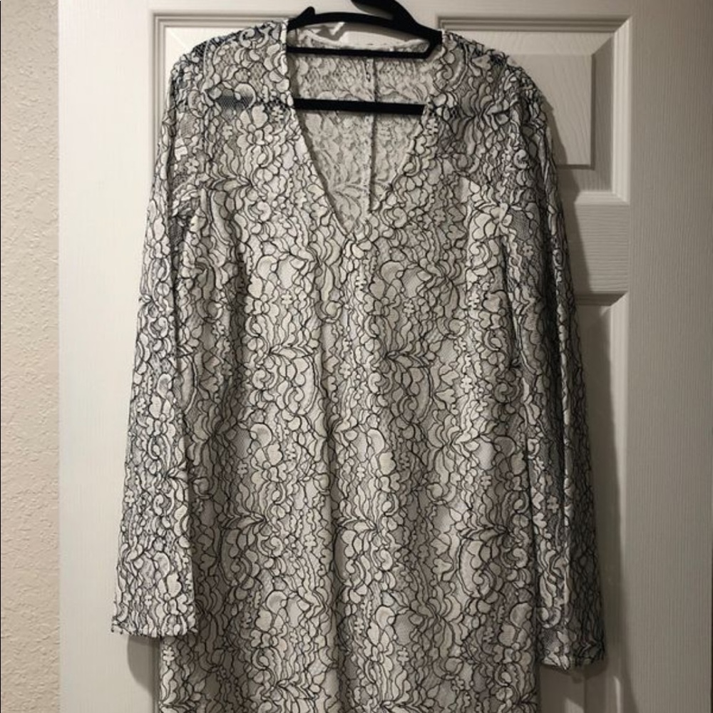 Gorgeous Nordstrom’s Women’s Dress - Size L